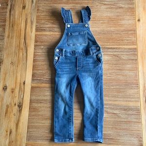 Gap kids ruffle overalls 3T